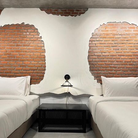 S1 City Hotel Buriram Eksteriør bilde