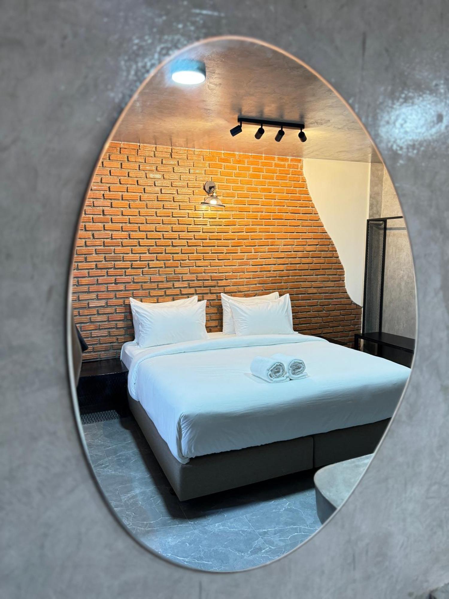 S1 City Hotel Buriram Eksteriør bilde